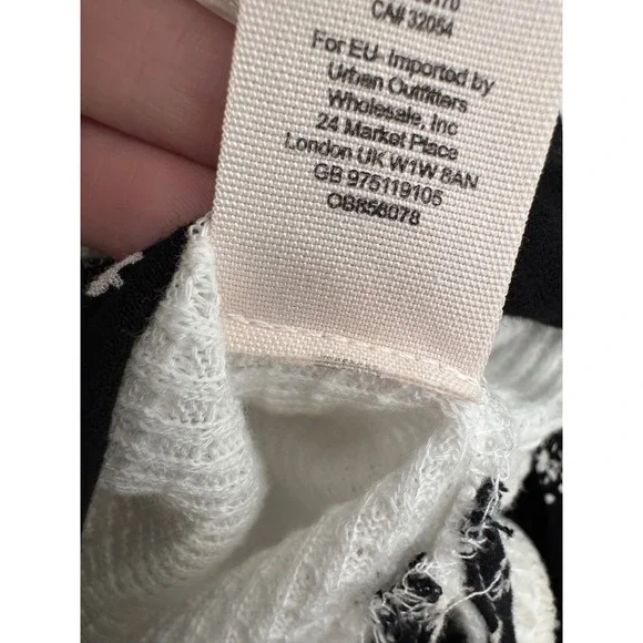 Free People Auxton Thermal Wrap Top Black White Waffle‎ Knit Size Small - Picture 8 of 8